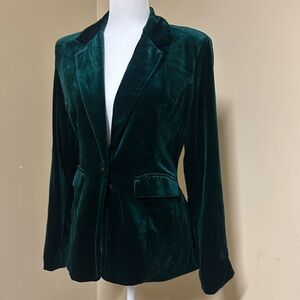 DO + BE blazer winter vibes